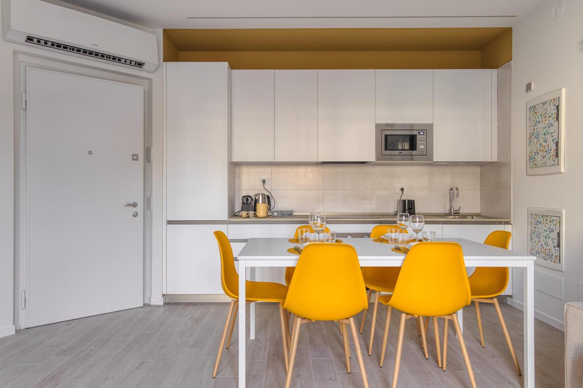 Appartamento In Financial District 4 Pax Milano